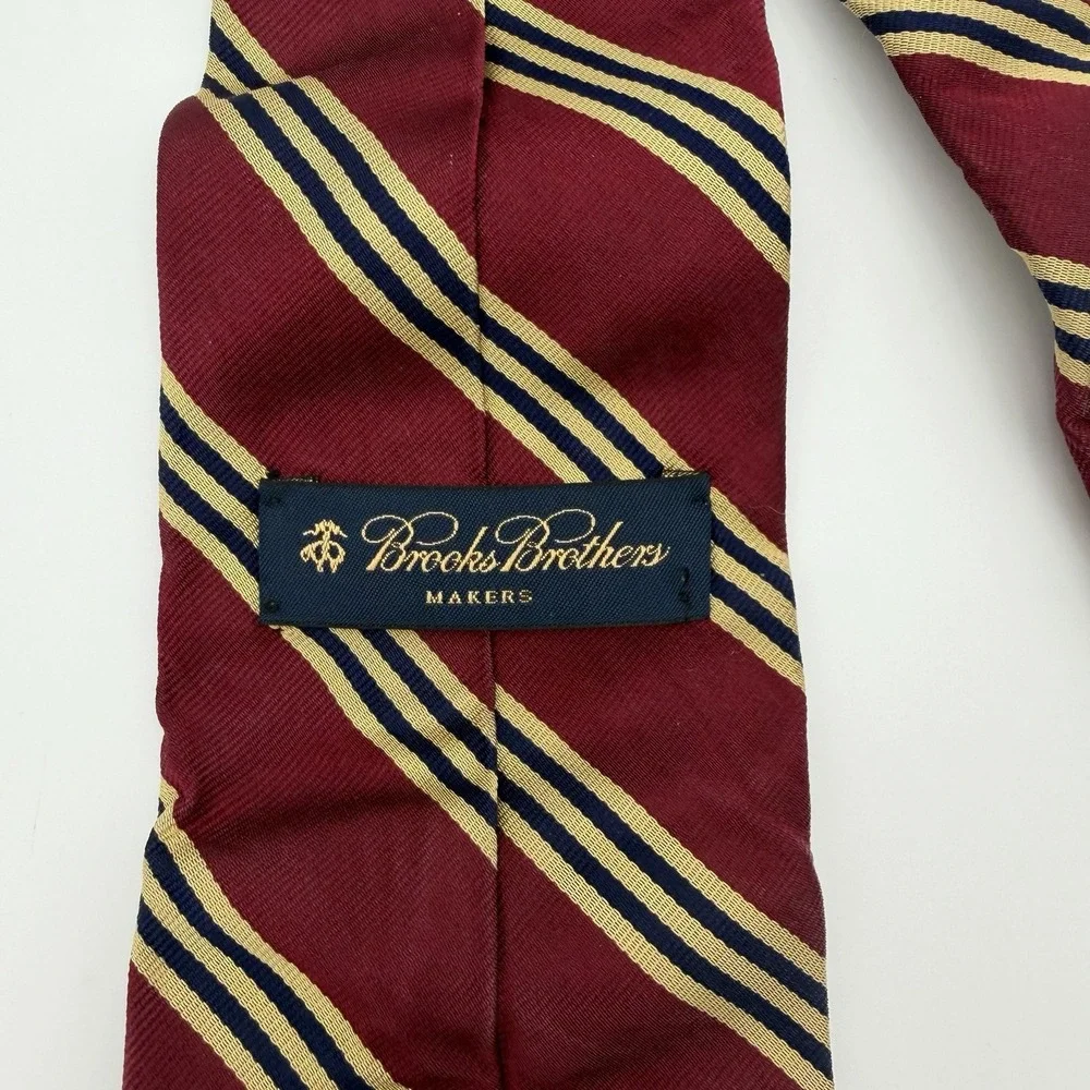 BROOKS BROTHERS Men's Neck Tie 100% Silk Striped USA made woven in England